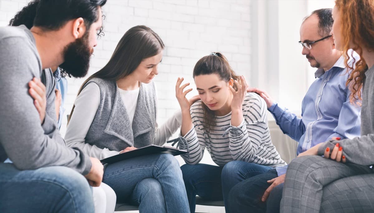 What is the Difference Between Inpatient and Outpatient Treatment?